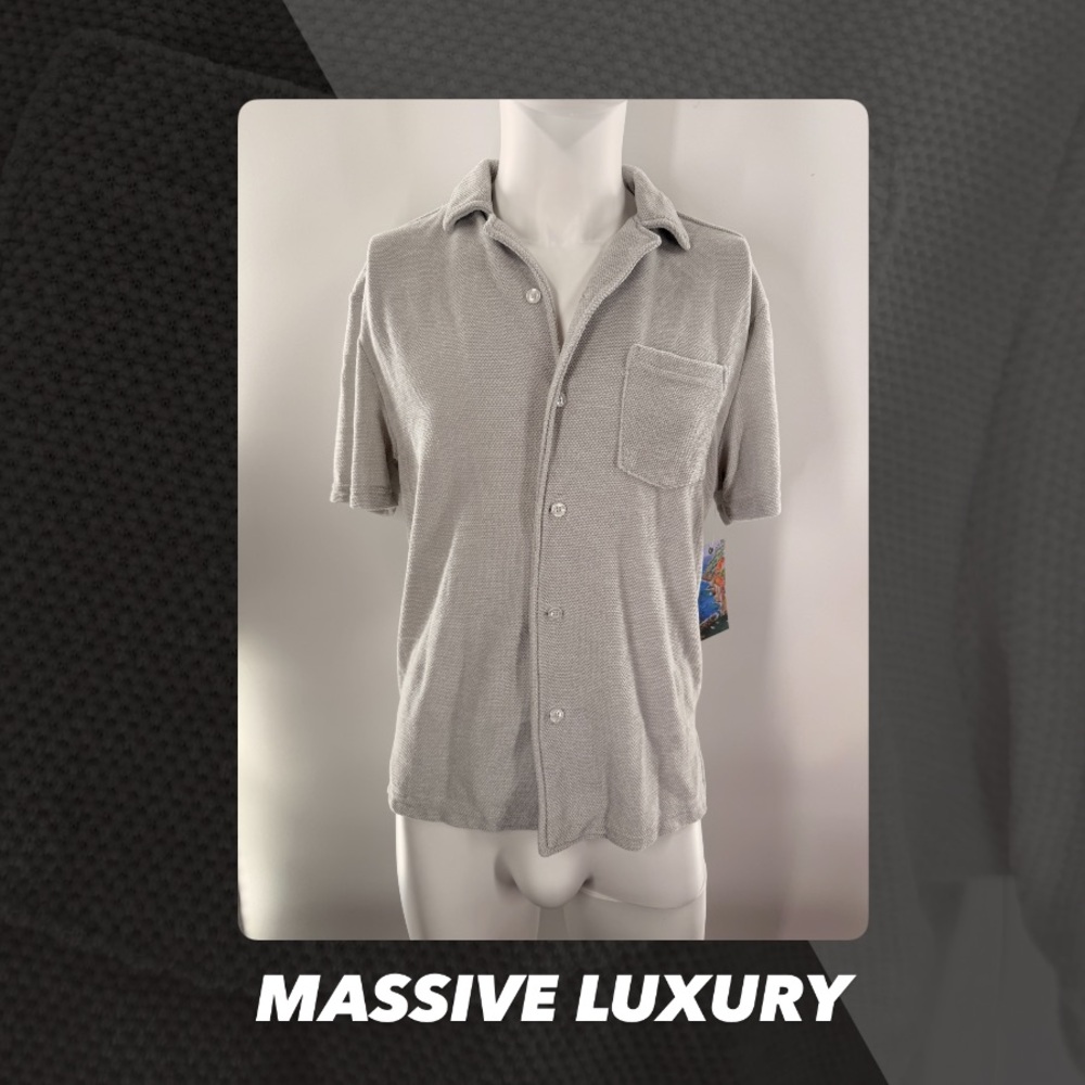 NWT Massive Luxury Chenille Camp Shirt
